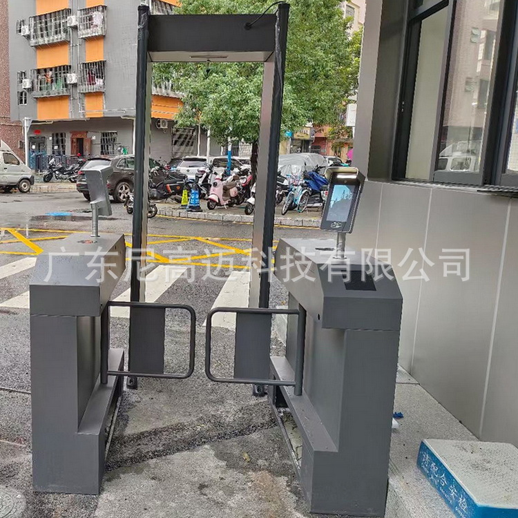 不锈钢烤漆自动摆闸工厂安检通道门联动挡闸出入三辊闸全高转闸机