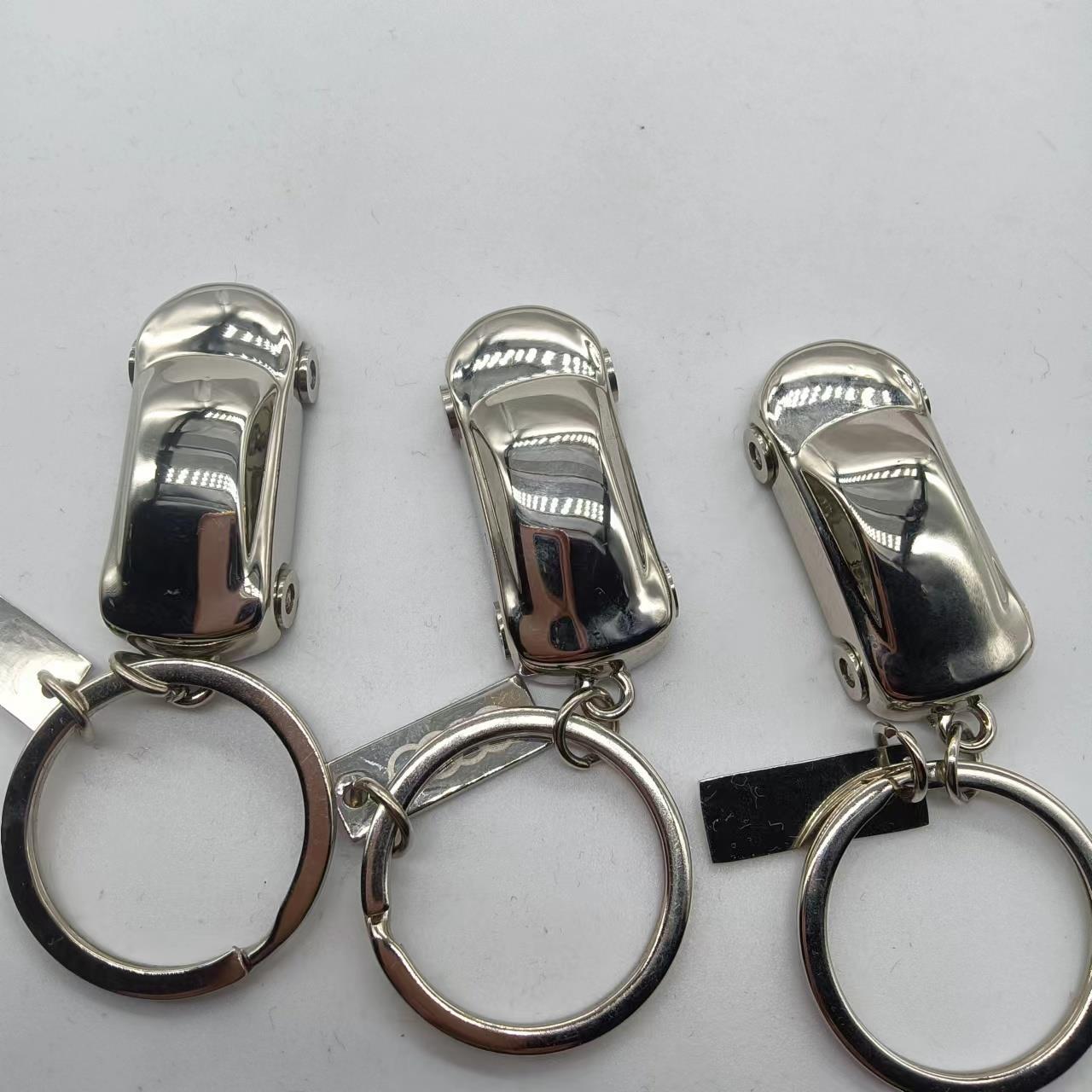厂家直供金属汽车钥匙扣简易金属小汽车挂件可制作logo