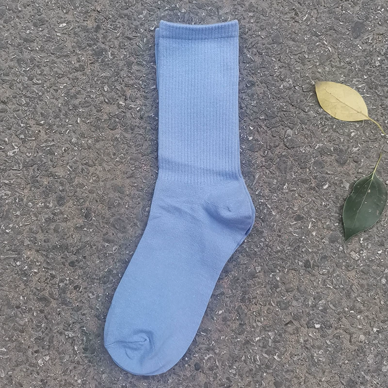 Mid‑length cotton socks, mid‑calf unisex, absorbent and odor‑resistant, cotton or thin velvet option