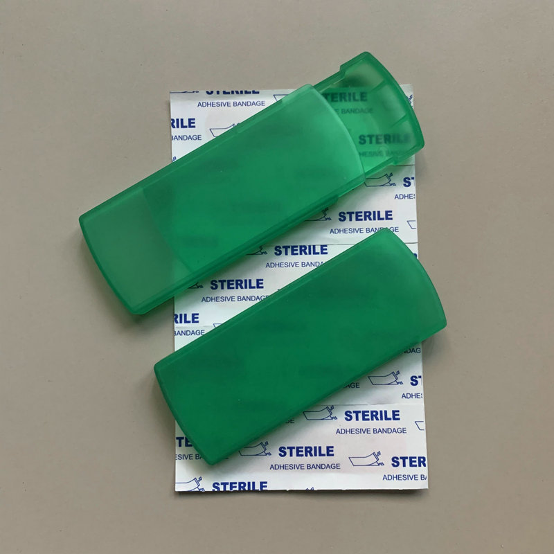 塑料抽取式创可贴盒 便捷创口贴盒 医用止血贴盒 口袋绷带盒