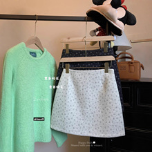 实拍2025~超好看冬裙小碎花毛呢半身裙修身A字高腰显瘦短裙