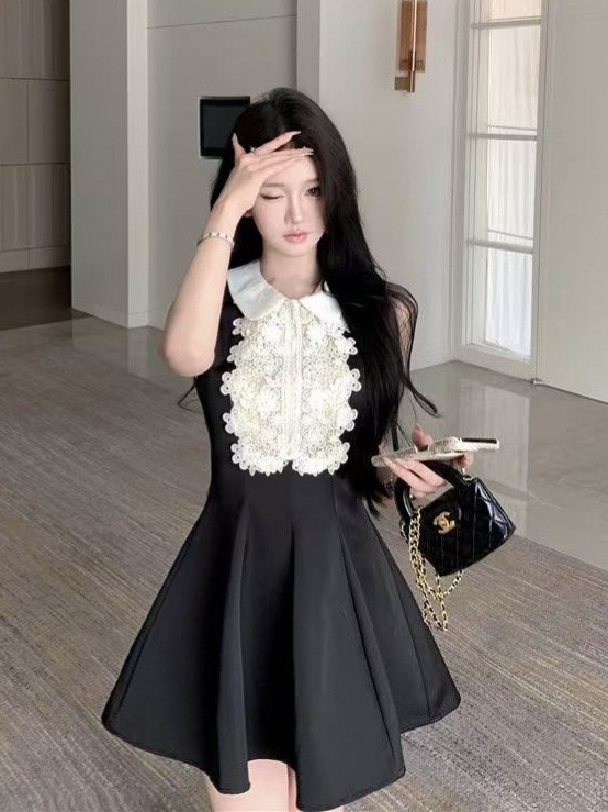 검은색