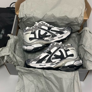 �羳branded shoes�߶���B���ϵ������ߴ�����ЬRUNNER���Q�\��Ь