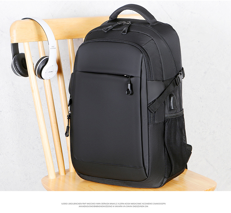 大容量双肩背包定制LOGO (14).jpg