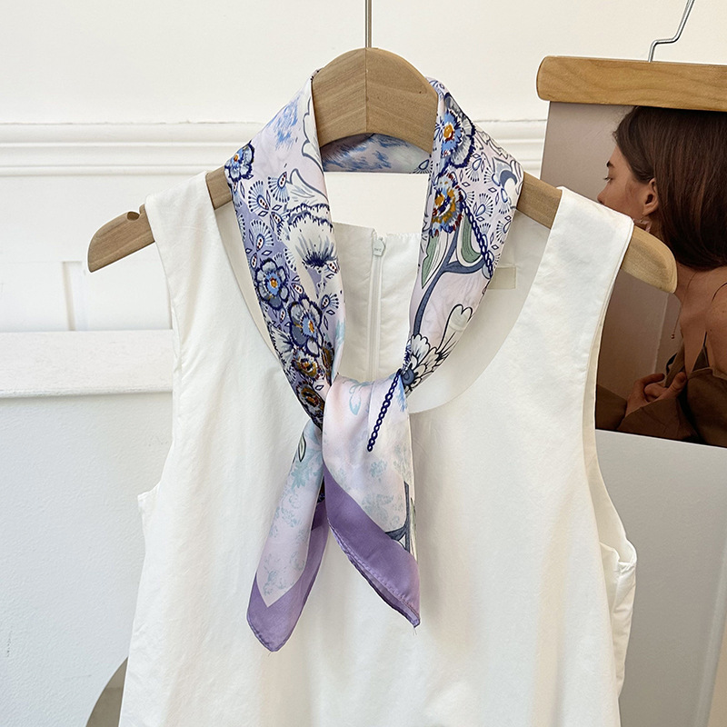 Bufanda de seda, bufanda cuadrada pequeña, nueva atmósfera coreana, pañuelo floral, cinturón para el cabello, bufanda decorativa, chal pequeño exterior