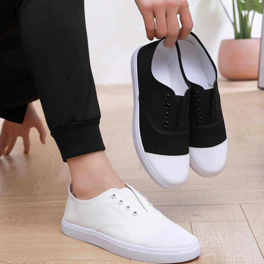 Мужские кеды для весны и лета, низкие универсальные мужские студенческие туфли в корейском стиле, повседневные слипоны с закрытым носком, белые.