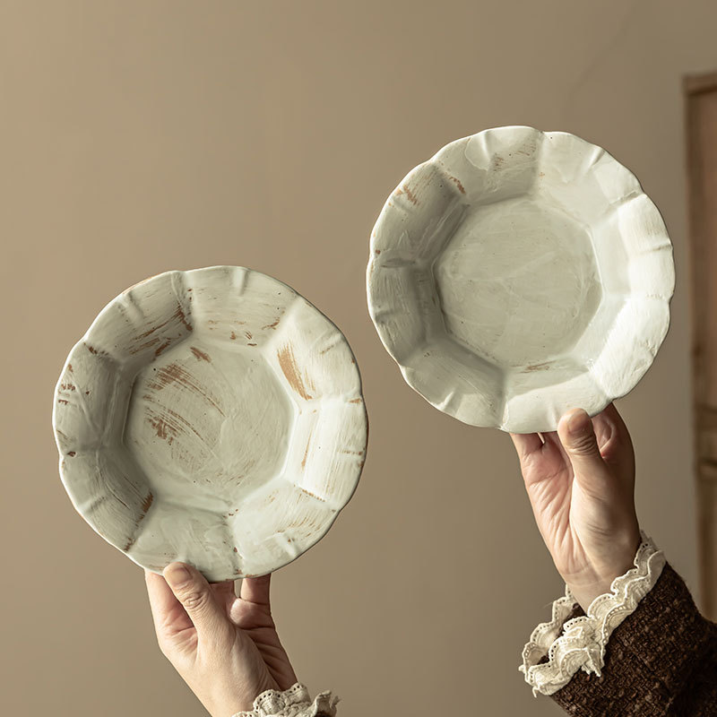Retro hacer viejos platos de cerámica gruesa octogonal platos de cerámica caseros creativos en forma de flores platos de platos al por mayor platos pequeños platos