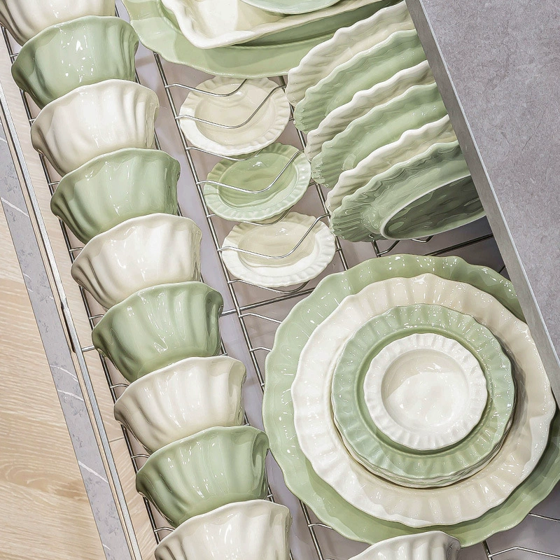 Ceramic Tableware Set, Petal-Edge Non-Slip Design, Home Dinnerware Various Sizes