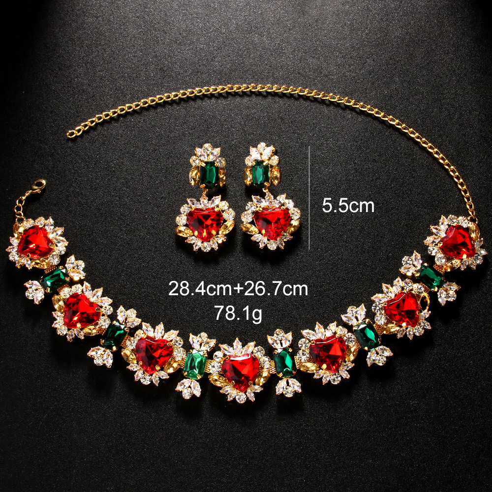 AliExpress Hot Sale Love Jewelry Set Personalidad Collar Collar Diamante Accesorios Aretes Jewelry Set Mujer