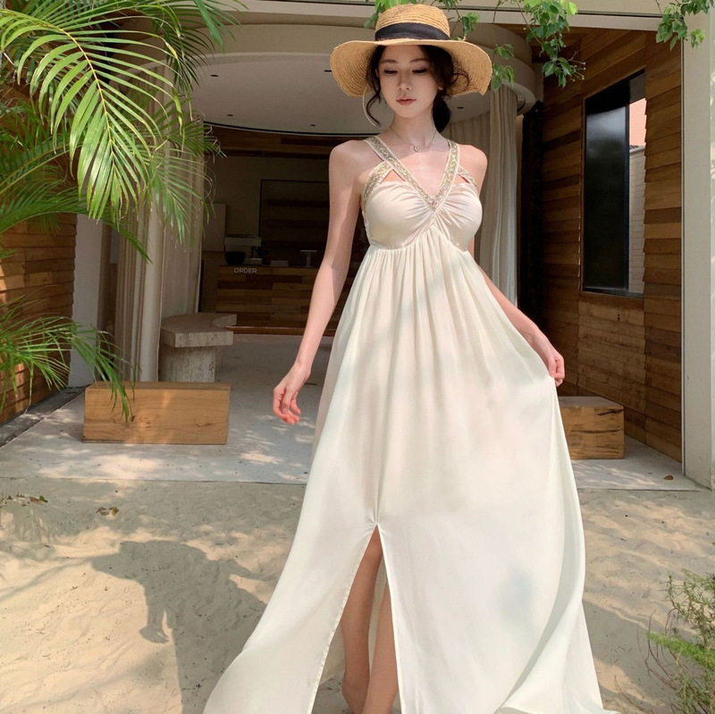 Real Shot of Summer Banquet Show V Neck Dress Heavy Industry Accessible Luxury Lady Style Sexy Long Skirt Island Vacation Dress