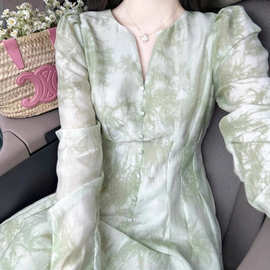 秋新款复古气质高级感茶歇法式长裙新中式国风氛围感长袖连衣裙女