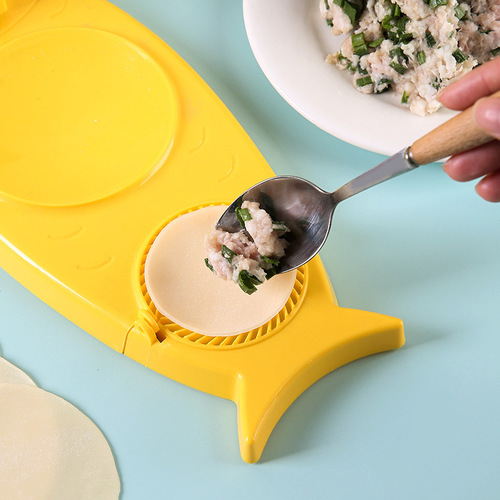 Dumpling making artifact household dumpling wrapper mold dumpling making device kitchen lazy man hand-pressed dumpling wrapper