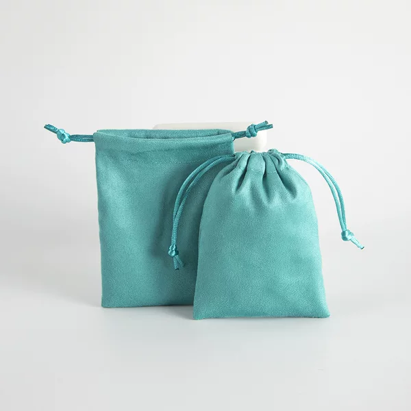 Factory Direct Supply Flannel Bag Jewelry Packaging Drawstring Bucket Jewelry Headset Storage Bag Printable Logo