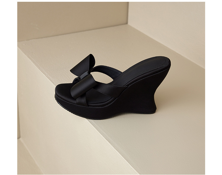 Sandal cao gót nữ quai chéo đế xuồng phong cách Trung cổ, nơ trang trí, gót 8 cm — Màu đen, Màu trắng sữa chi tiết 20