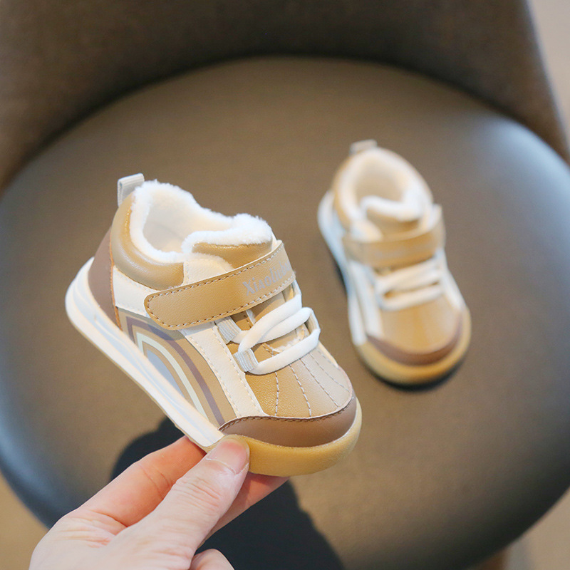 Otoño e invierno nuevos dos zapatos de algodón para niños al por mayor zapatos de algodón para niños zapatos de bebé forrados de lana caliente cálido