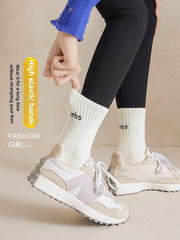 Men's and Women's Couple Ankle Socks, Japanese Style, Versatile, Instagram Trendy, Boneless, Sporty, Sweat-absorbent, Autumn/Winter High-calf Socks