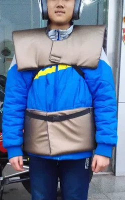 Fully Surrounded to Prevent Cold, Motorcycle front windshield - local-gold-shoulder-pads-back-pads-and-waist-pads