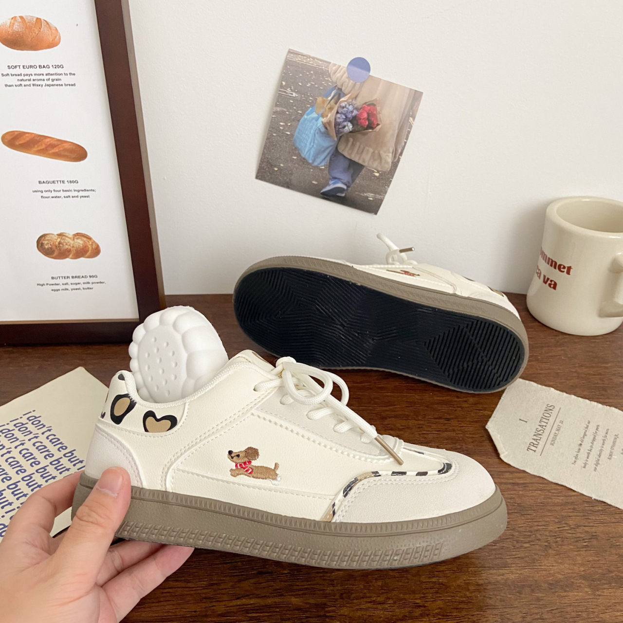 FGJX lindo cachorro zapatos de skate para mujeres 2025 otoño nuevo estilo de escuela zapatos de entrenamiento deportivos de estilo de escuela zapatos blancos casuales