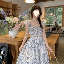 小飞袖连衣裙夏季2025新款小清新法式温柔背带裙修身高腰显瘦长裙