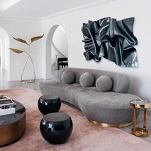 北欧后现代轻奢创意异形设计师酒店美容会所极简意式弧形布艺沙发