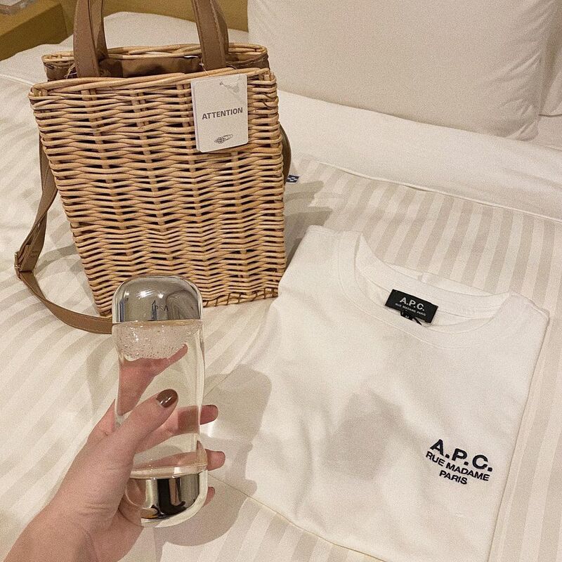 French Embroider Normcore Style Short-Sleeved Half-Sleeved Tee Shirt White T-Shirt for Men and Women