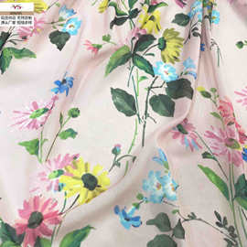 厂家直销 新款花卉面料雪纺印花布料连衣裙春夏服装吊带衫