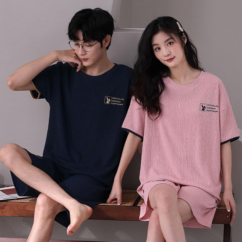 Pajamas de pareja coreanos frescos de mangas cortas para hombres de verano nuevo conjunto de ropa de casa de mujer de verano tamaño grande ocio al por mayor