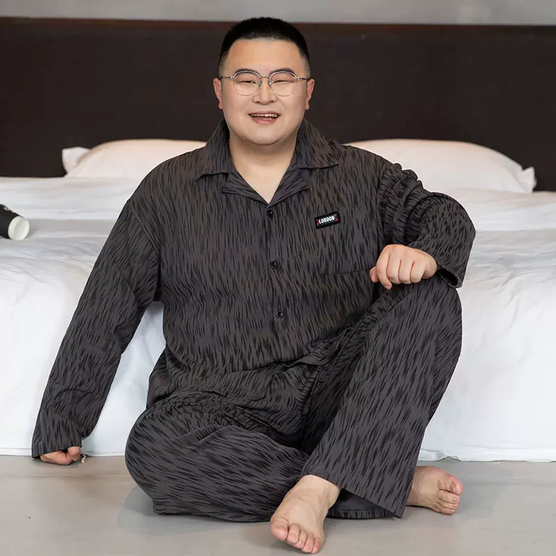 新款纯棉睡衣男春秋季开衫翻领简约宽松特大加肥加大码家居服套装