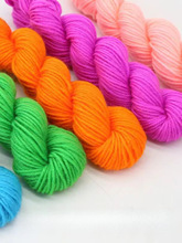 皇尚腈纶毛线 中粗宝宝批发勾织拖鞋宝宝鞋立体绣帽子 玫瑰花