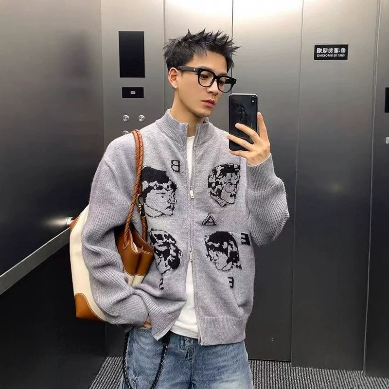 American-style retro stand-up collar jacquard knit sweater with portrait design and double zipper, suitable for men's autumn and winter casual wear American-style retro stand-up collar jacquard knit sweater with portrait design and double zipper, suitable for men's autumn and winter casual wear