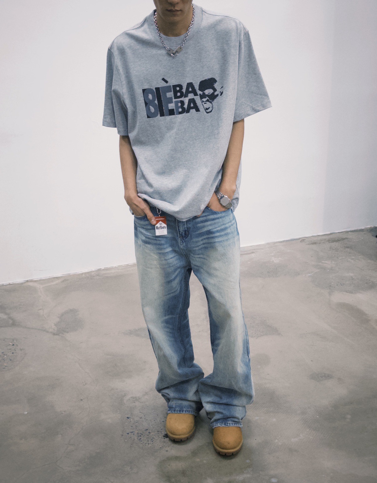 Herren-Jeans aus schwerem, Vintage-gewaschenem Denim, lässige, gerade Passform, A-Linie, Cleanfit-Freizeithose_voghion.com