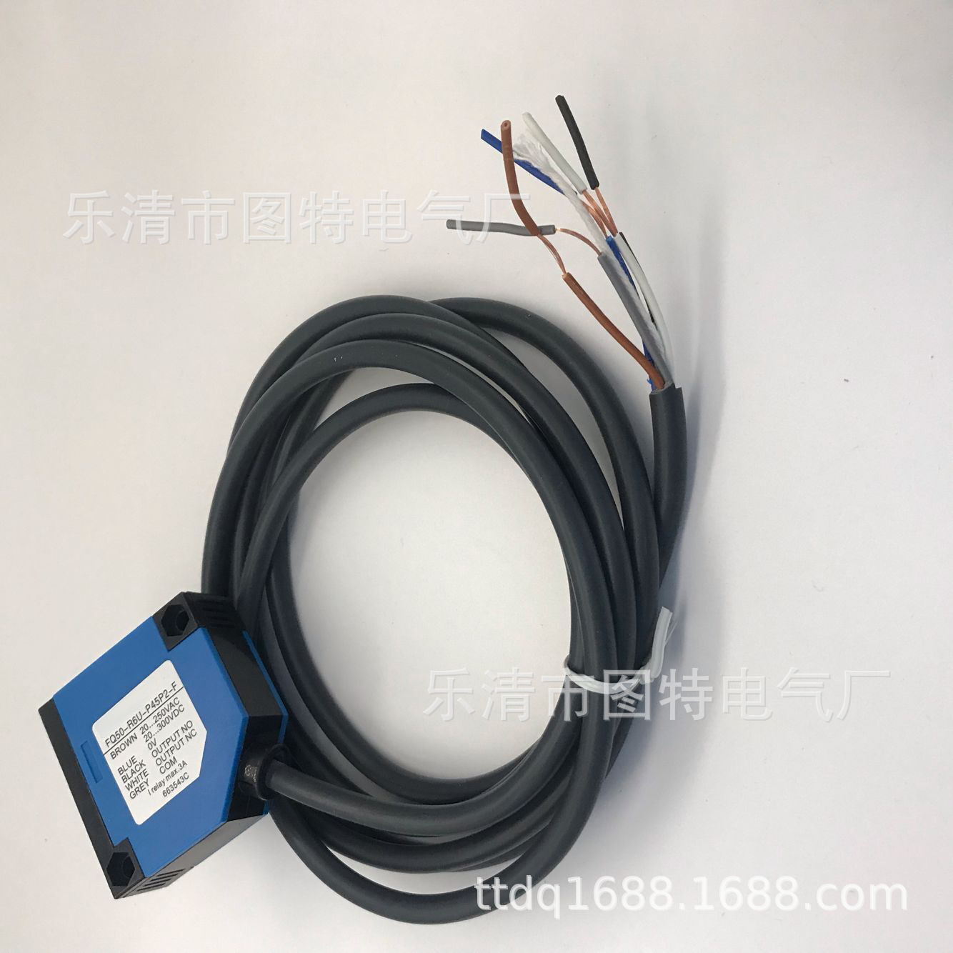 供应 全新 FQ50-R6U-P45P2-F 漫反射光电开关 实物拍摄 质保一年