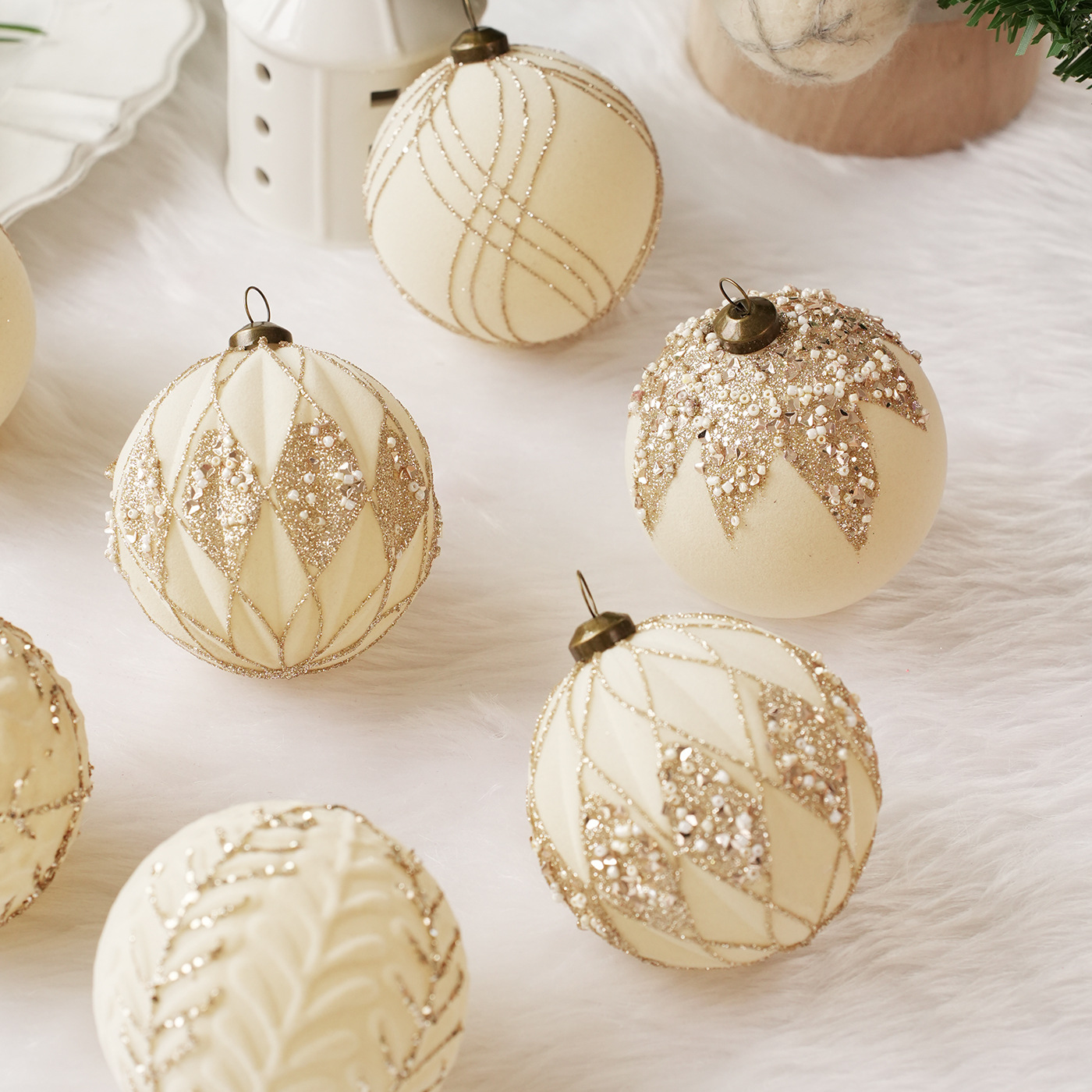 Nuevo producto 8CM / 6CM polvo adhesivo de plástico flocado polvo de oro ligero de lujo bolas de Navidad coloridas colgantes de decoración de árbol de Navidad image 4