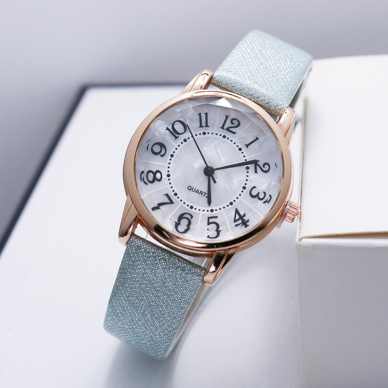 Explosive Quartz Watch Fashion Student Watch Simple Classic Digital Watch Women's Belt Women's Watch Shell Face