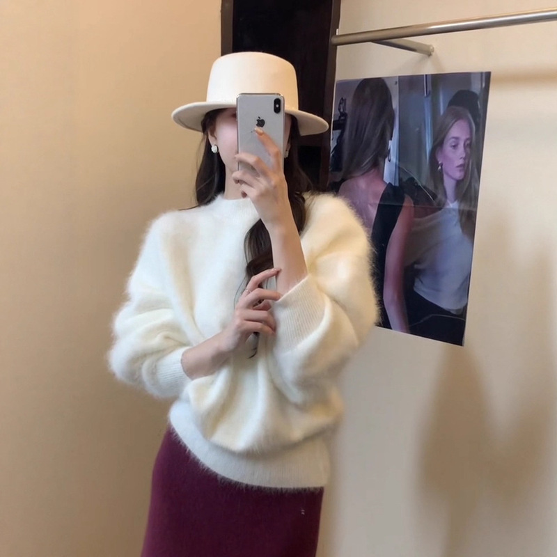 Gentle Style Soft and Waxy White Mohair Pullover Sweater for Women in Autumn and Winter Milk Fufu Outer Wear Loose Lazy Knitted Top