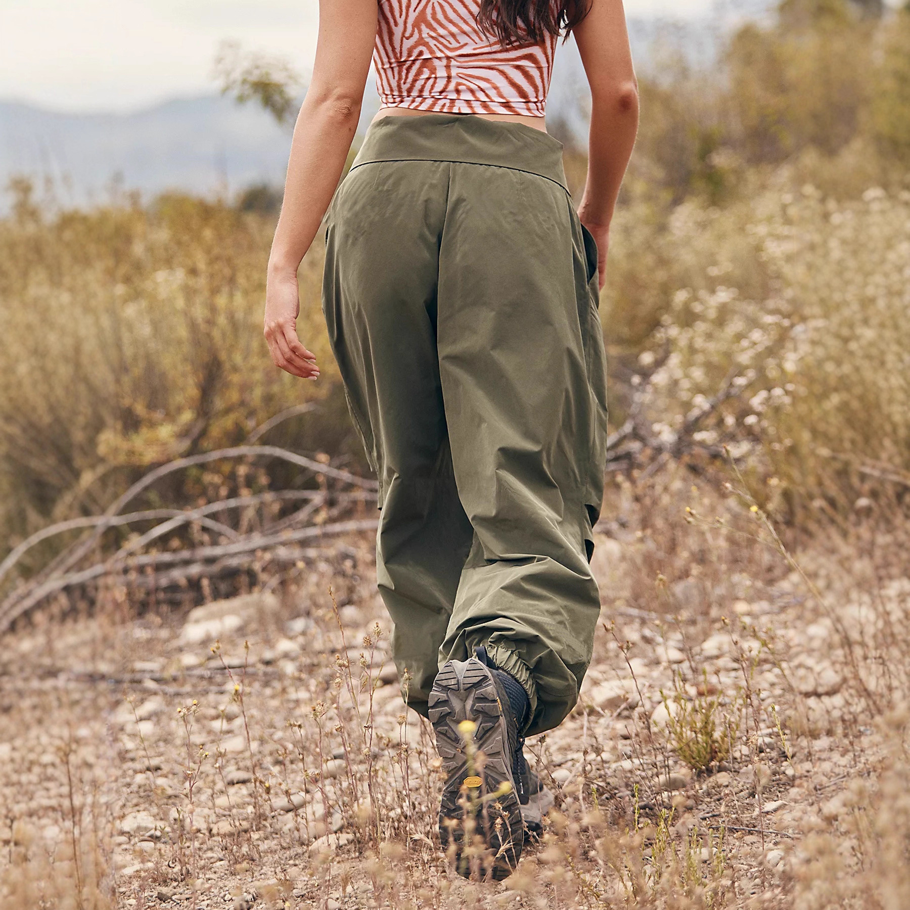 2025 European and American Export Women's Clothing Amazon New Women's Cargo Pants Outdoor Casual Pants Hiking Women's Pants