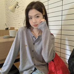 设计感灰色刺绣小熊针织开衫外套女春秋小众百搭宽松显瘦长袖上衣