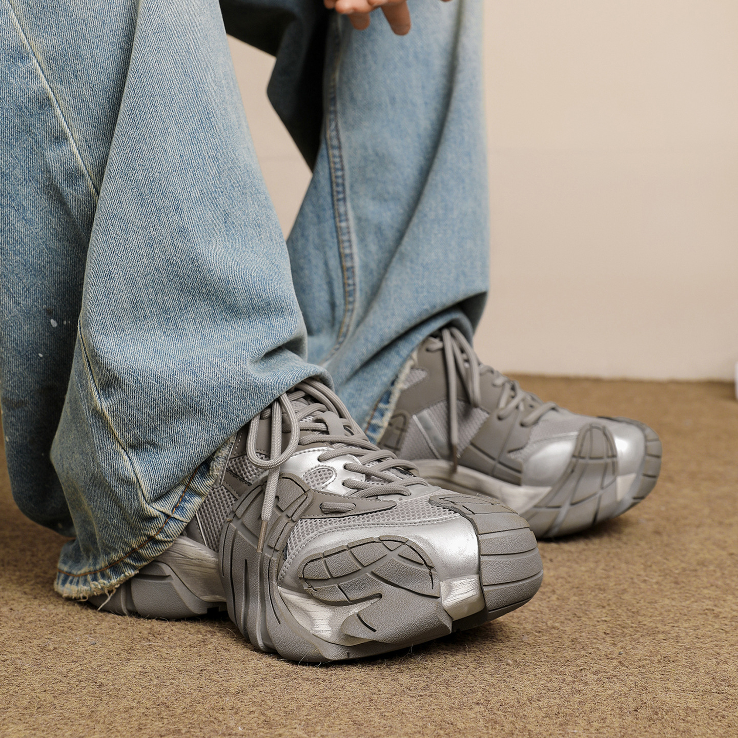 2026 New Paris Dad Shoes for Men, This Year's Hot-Selling Men's Trendy Casual Sports Shoes with a Light Luxury and High-End Feel