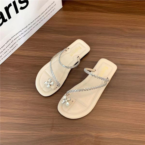 Sandals with flat French fairy shoes, soft soles for summer, matching dresses, toe-water diamond sandals for summer