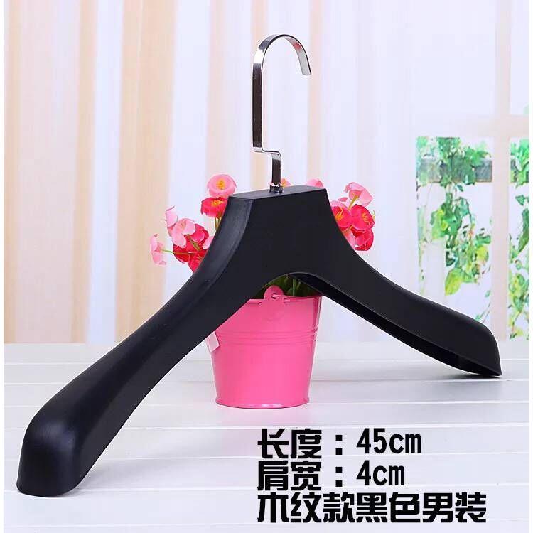 남성용 나뭇결 옷걸이