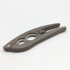 Walnut Pliers Multi-Use Shelling Tool Portable Takeaway Household Kitchen Tool Nut Pliers Wholesale 