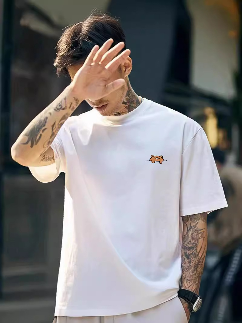 Verano hombre camiseta de moda juvenil blanco puro cuello redondo impresión de topas casuales retro pareja