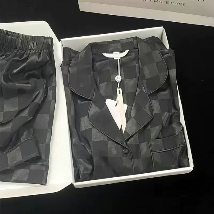 Transfronterizo satén jacquard hielo seda pijama de primavera y otoño mujeres pantalones de manga larga cardigan de alta calidad conjunto de ropa para el hogar