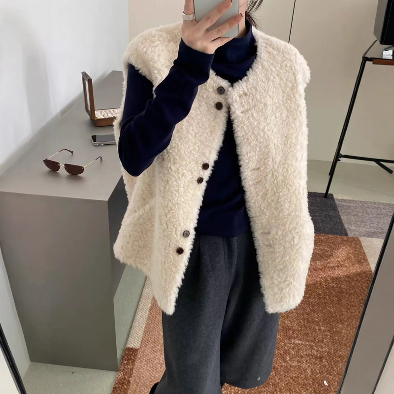 Real Wool Full Wool 2025 Winter New Lamb Wool Suede Fur One-Piece Vest Vest Fur Layered Women's Fashion