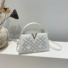 �߼��|��V�֕r���¿���Ӱ�Ů��ɫ�͹Űٴ����e���Ԛ��|б���