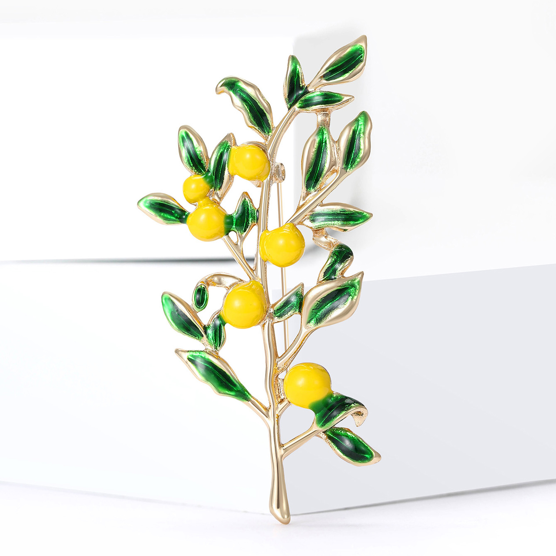 Брошь-ветка лимона Meimei Jewelry золотисто-желтая