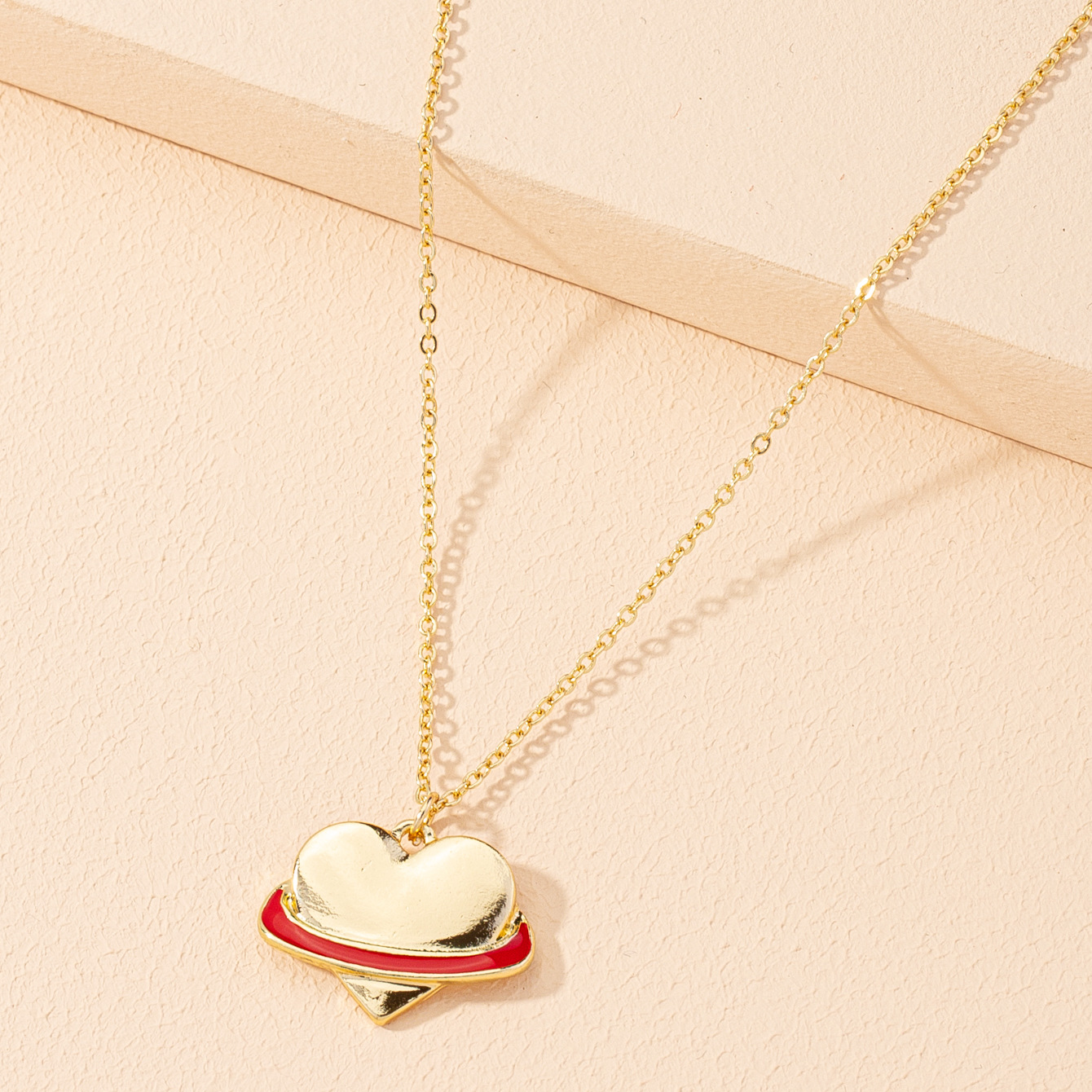 Simple Fashion Heart Pendant Necklace display picture 6