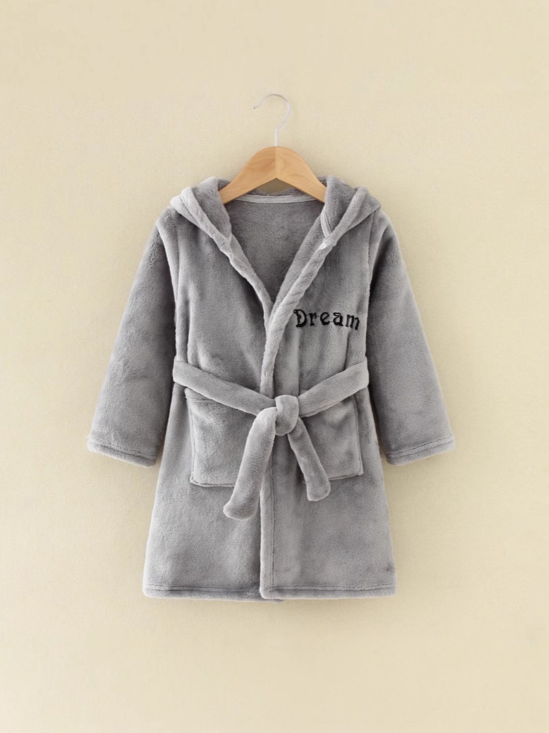 Demi-season children's flannel bathrobe