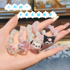 玉桂犬のブレスレットが可愛いです。