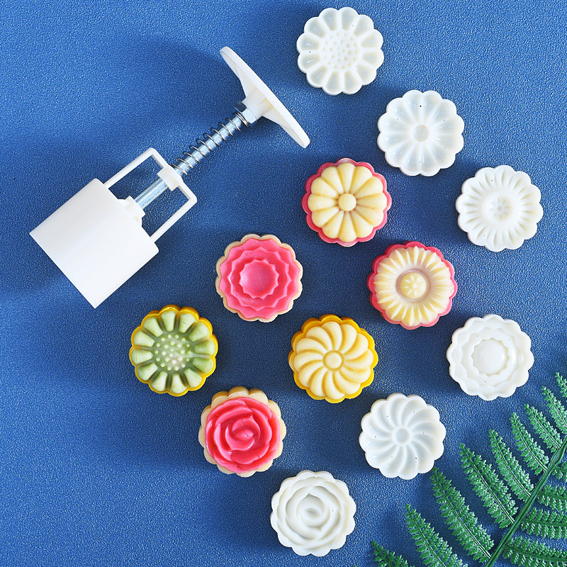 Round 6-pack three-dimensional rose 50g mooncake mold hand-pressed Mid-Autumn mooncake mold DIY baking set